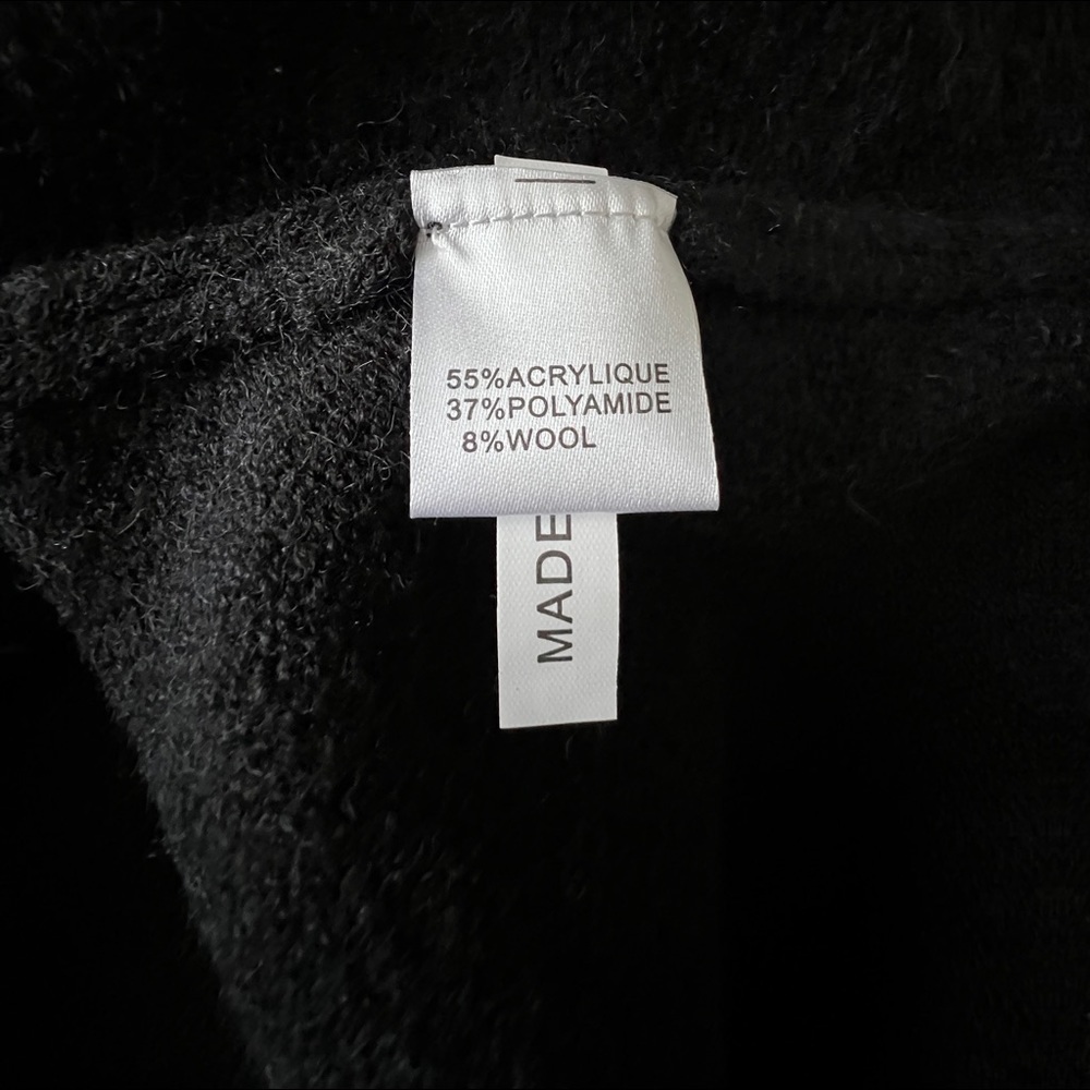 European Fashion Sweater - Picture 7 of 7